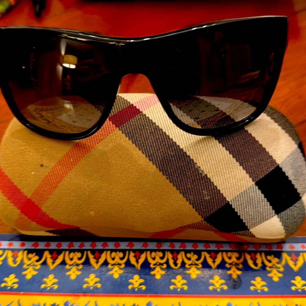 Burberry Sunglasses